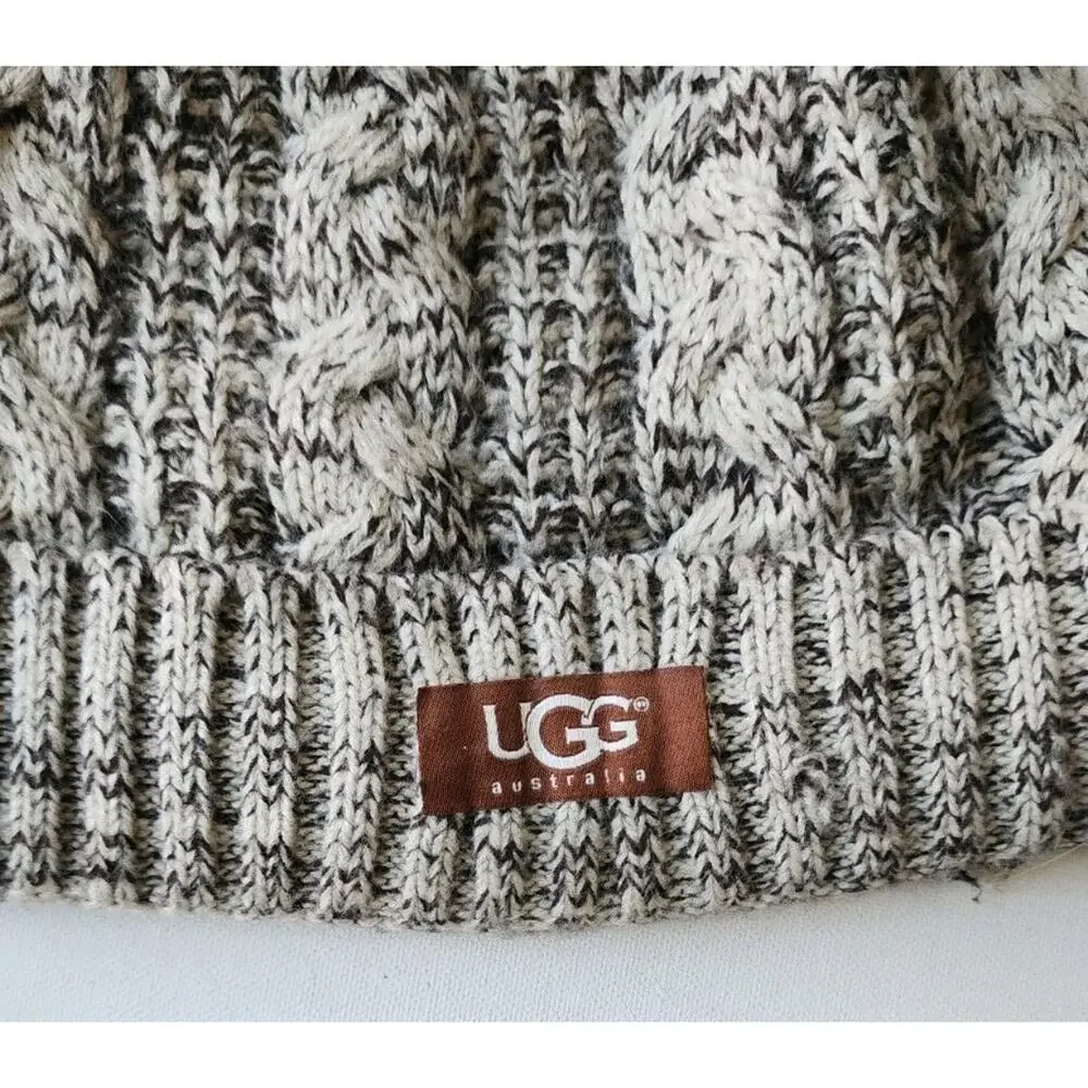 UGG knit faux